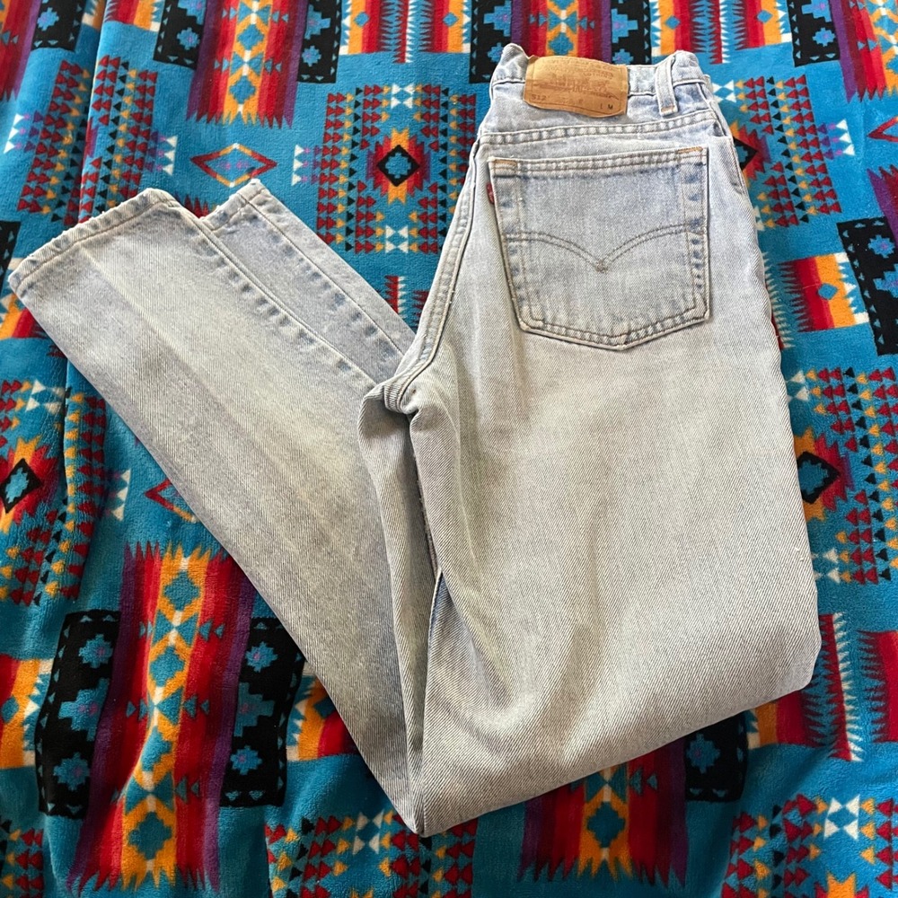 VTG Levi Strauss 512 Jeans Womens 9 JR M Slim Fit Tapered Leg Light Wash Denim